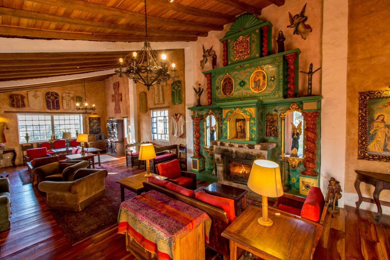 Hacienda Cusin Hotel โอตาวาโล ภายนอก รูปภาพ