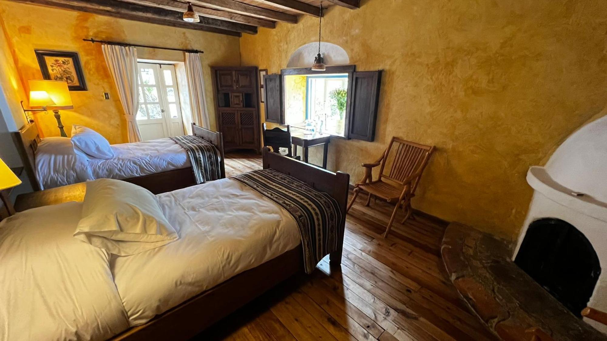 Hacienda Cusin Hotel โอตาวาโล ภายนอก รูปภาพ