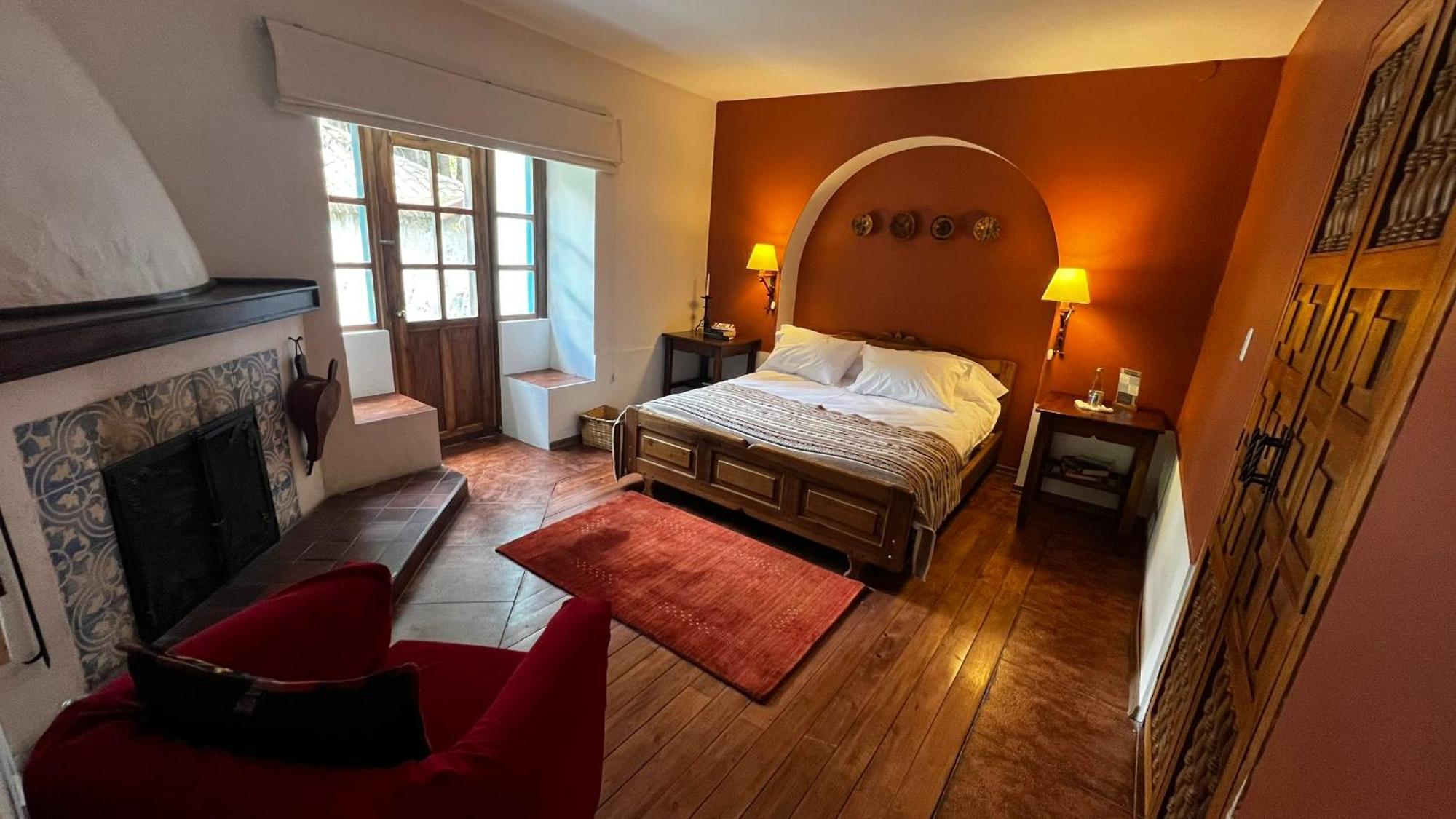 Hacienda Cusin Hotel โอตาวาโล ภายนอก รูปภาพ