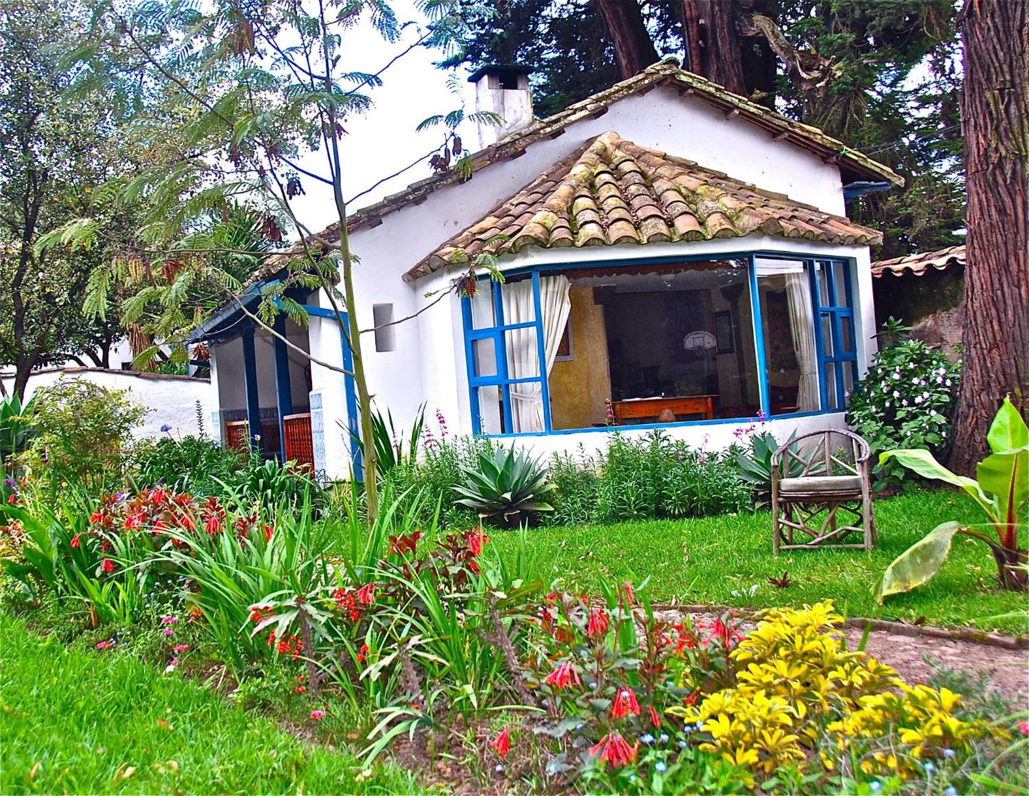 Hacienda Cusin Hotel โอตาวาโล ภายนอก รูปภาพ