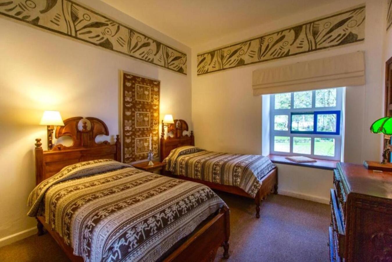Hacienda Cusin Hotel โอตาวาโล ภายนอก รูปภาพ